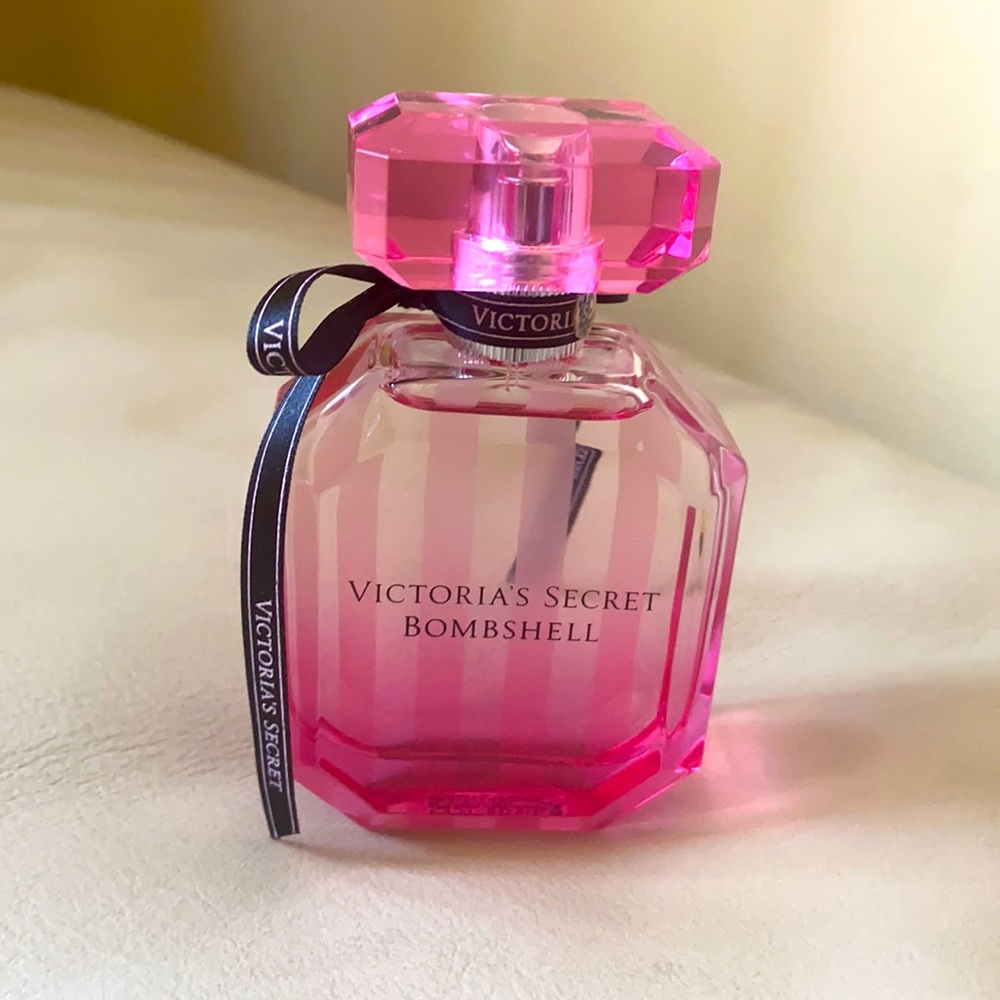 Perfume **Never Used**